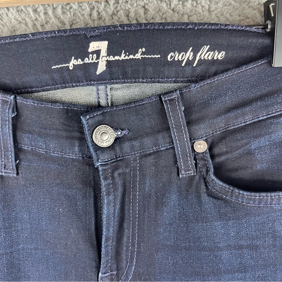 7 For All Mankind Women’s Size 28 Dark Wash Crop Flare Blue Jeans Made in USA - Picture 2 of 14